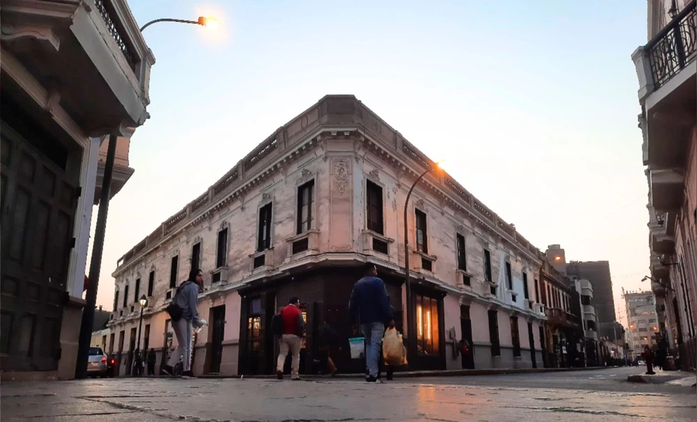 El bar que sigue vivo en la memoria limeña